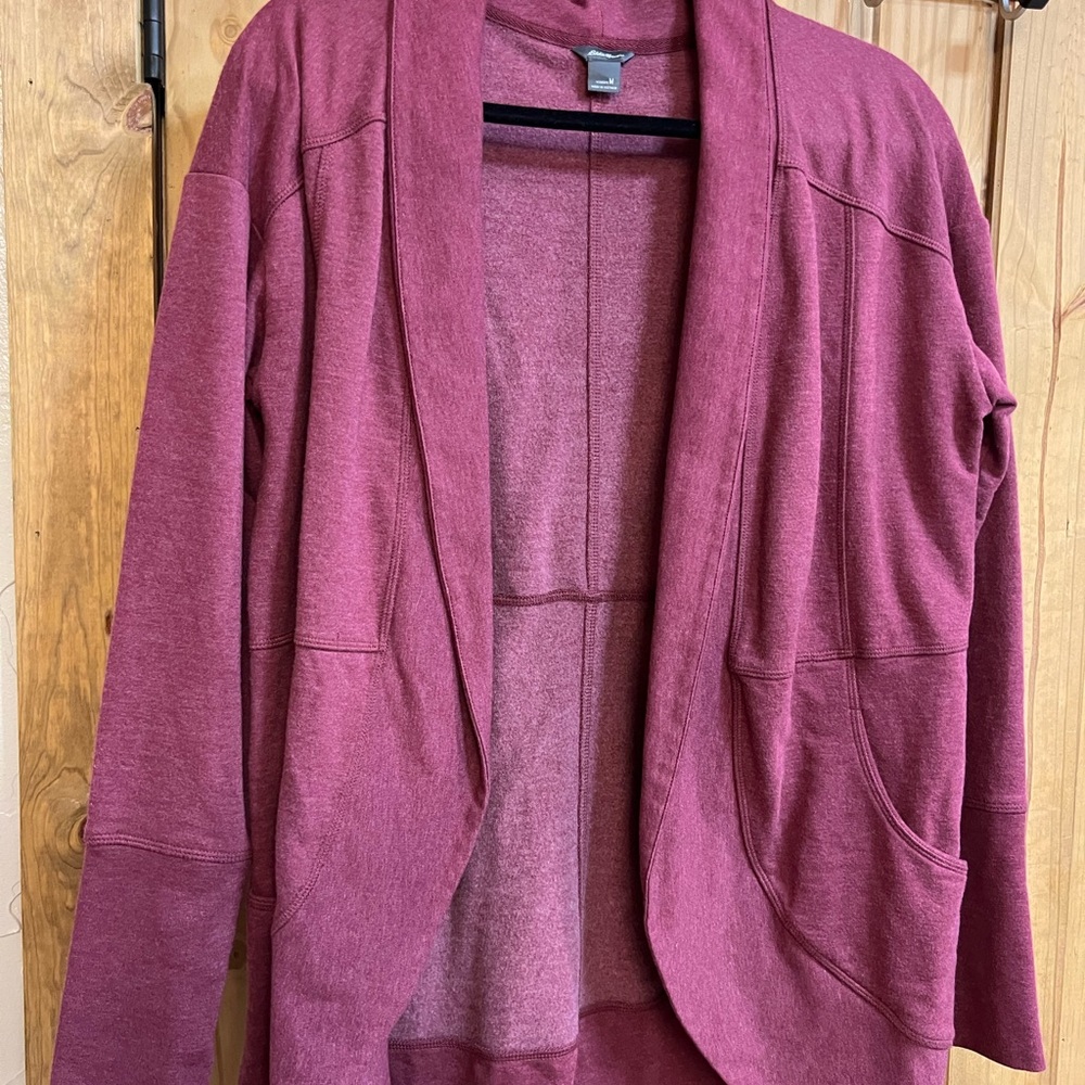 Eddie Bauer Women's Cardigan in Burgundy - Picture 2 of 6